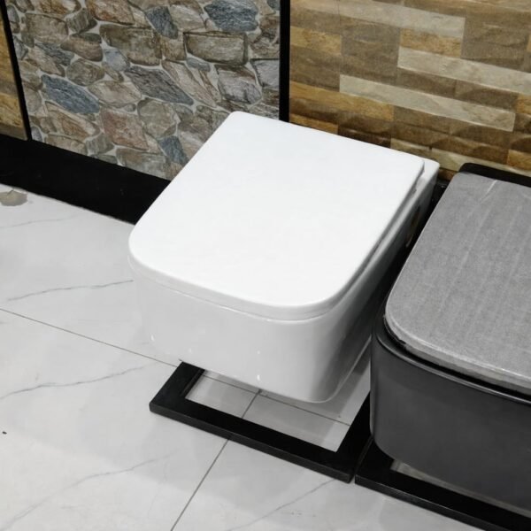 Wall Mounted Commode 003 – Dell Ceramics