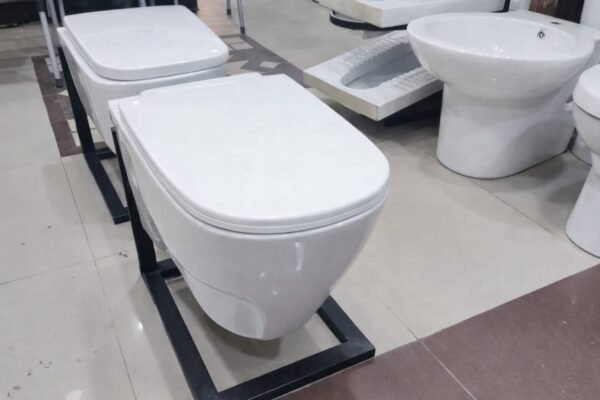 Wall Hung commode 003 Rimless – Brite Ceramics